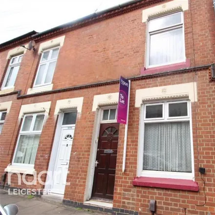 Rent this 3 bed townhouse on Kaby Engineering in Kent Street, Leicester