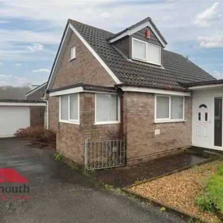 Buy this 3 bed house on 19 Westcott Close in Crownhill, PL6 5YA