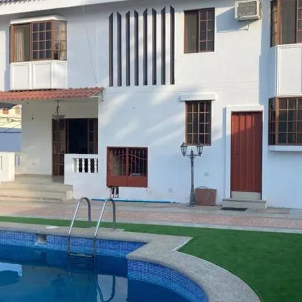 Rent this 4 bed house on Avenida Barbasquillo 1 in 130214, Manta