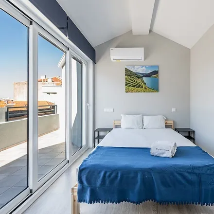 Rent this 2 bed apartment on 4300-461 Distrito de Leiria