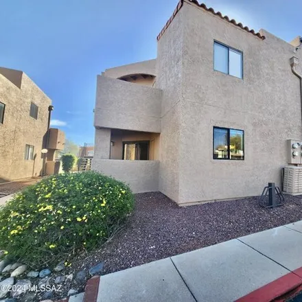 Rent this 2 bed condo on Copper Star Condominiums in 1745 East Glenn Street, Tucson