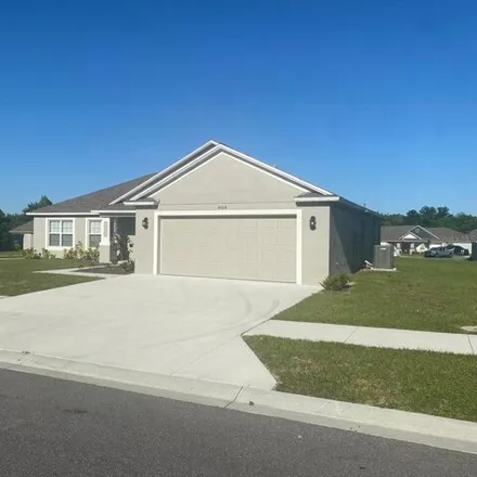 Rent this 3 bed house on McKeen Street in Lakeland, FL 33811