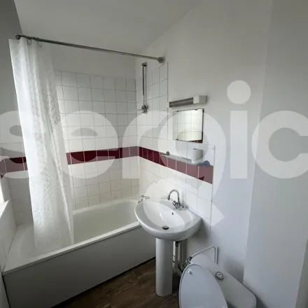 Rent this 2 bed apartment on 143 Rue Louis Blanc in 62400 Béthune, France