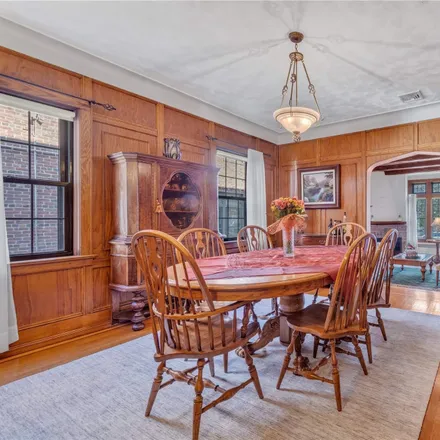 Image 7 - 216-18 48th Avenue, New York, NY 11364, USA - House for sale