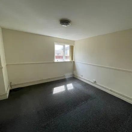 Image 4 - Peach Street, Heanor, DE75 7GU, United Kingdom - Apartment for rent