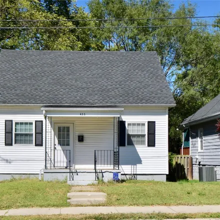 Buy this 3 bed house on 429 Spring Avenue in Collinsville, IL 62234