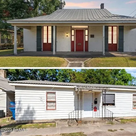 Buy this studio house on 105 North Cemetery Street in St. Martinville, LA 70582