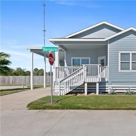 Image 2 - 141 State Highway 35 South, Rockport, TX 78382, USA - House for sale