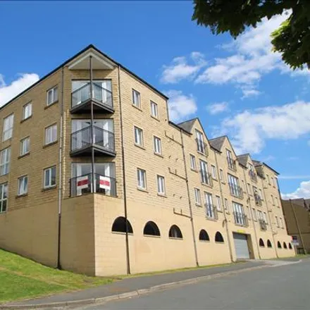Rent this 2 bed apartment on West View in Halifax, HX3 6PG