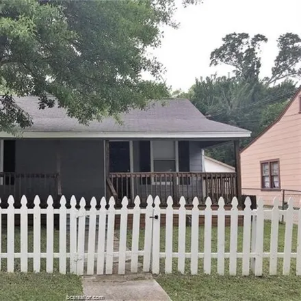 Rent this 3 bed house on 240 South Haswell Drive in Bryan, TX 77803