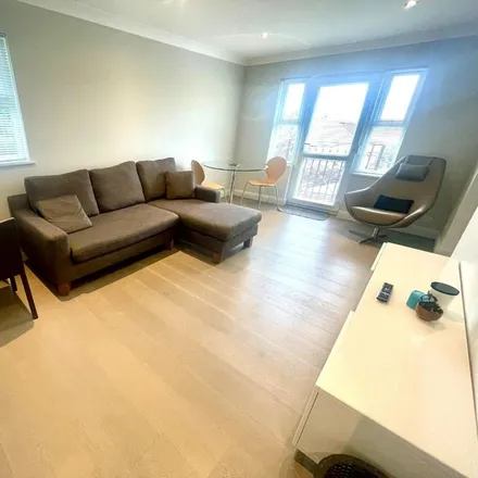 Image 2 - Caldew Court, Bunn's Lane, Grahame Park, London, NW7 2NE, United Kingdom - Apartment for rent