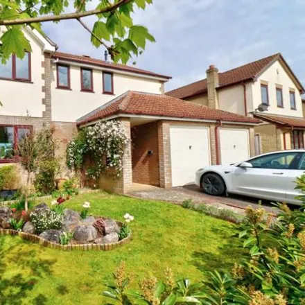 Buy this 5 bed house on Compton Gardens in Frome, BA11 2XY