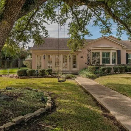 Buy this 4 bed house on 755 21st Street in Beaumont, TX 77706