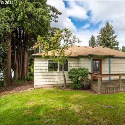 Buy this 3 bed house on 3910 Northeast 60th Street in Vancouver, WA 98661