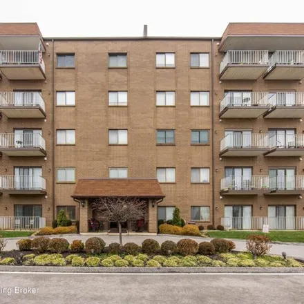 Buy this 2 bed condo on 3030 Breckenridge Lane in Louisville, KY 40220
