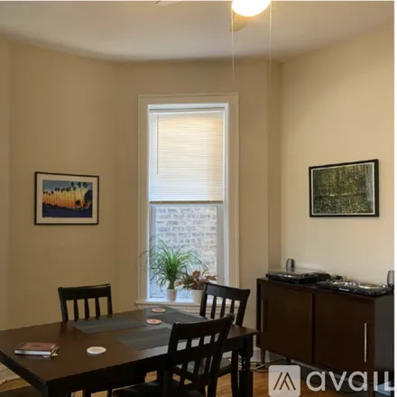Image 4 - 723 W Wrightwood Ave, Unit 3 - Apartment for rent