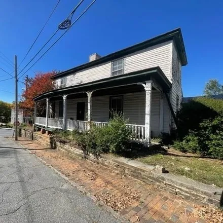 Buy this 3 bed house on Clay Street in Lynchburg, VA 24504