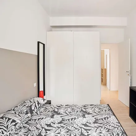Image 1 - Primaticcio, Via Francesco Primaticcio, 20147 Milan MI, Italy - Room for rent