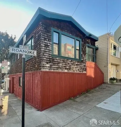 Image 4 - 140 Roanoke Street, San Francisco, CA 94112, USA - House for sale