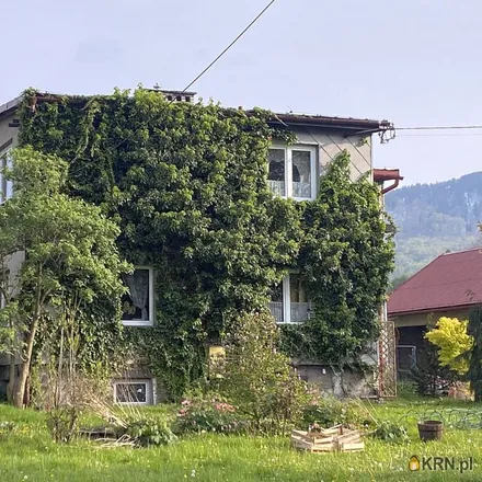 Buy this 6 bed house on Cieszyńska in 43-450 Ustroń, Poland