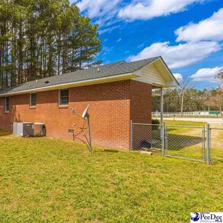 Image 6 - 205 East Reaves Avenue, Dillon, SC 29536, USA - House for sale