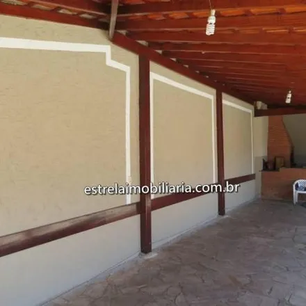 Buy this 1 bed house on Escola Estadual "Profa. Anna M. L. Nardo Moraes Barros" in Rua Januário Ferraro, Jardim Brasil