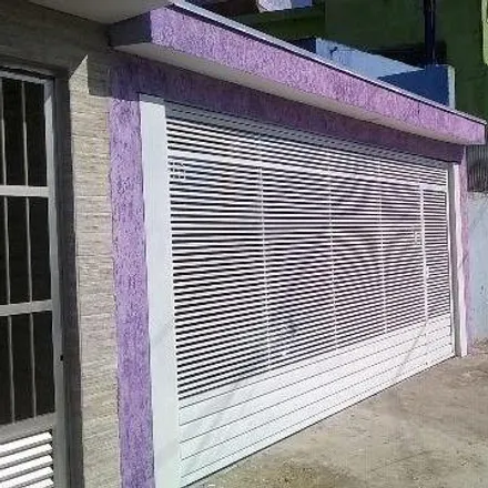 Buy this 4 bed house on Rua dos Algonquinos in Jardim do Estádio, Santo André - SP