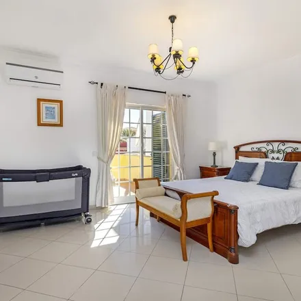 Rent this 4 bed house on 8200-281 Distrito de Évora