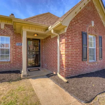 Buy this 2 bed house on 6931 Snyder Road in Memphis, TN 38141