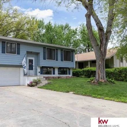 Buy this 3 bed house on 6706 South 139th Street in Omaha, NE 68137
