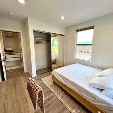 Image 5 - 3143 Silver Lake Boulevard, Los Angeles, CA 90039, USA - House for sale