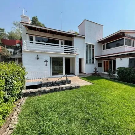 Rent this 3 bed house on Avenida Saratoga 175 in Colonia Lomas Hipódromo, 53900 Ciudad Satélite