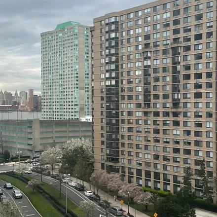 Rent this 1 bed room on Holland Tunnel in Jersey City, NJ 07310