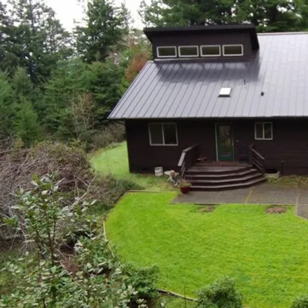 Buy this 3 bed house on 899 Green Road in Humboldt County, CA 95549