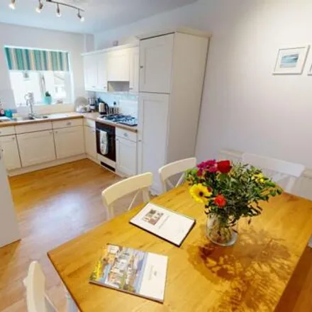 Image 3 - Otter Court, Budleigh Salterton, EX9 6JH, United Kingdom - Townhouse for sale