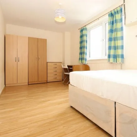 Rent this 4 bed apartment on Devons Road Station in Campbell Road, London