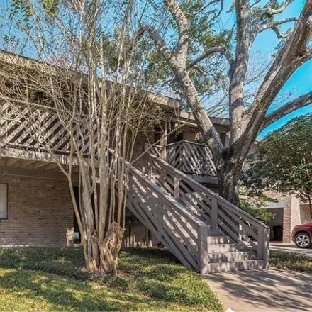 Buy this studio house on 1758 Hawthorne Street in Houston, TX 77098