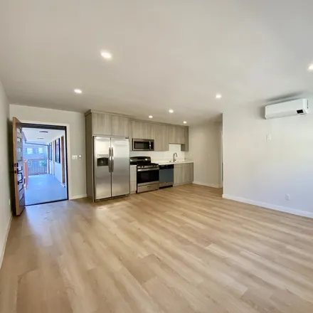 Image 1 - 3rd & Virgil, West 3rd Street, Los Angeles, CA 90057, USA - Apartment for rent