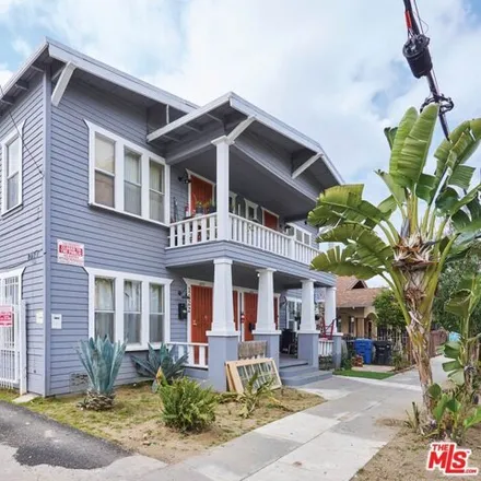Image 5 - 1422 West 39th Street, Los Angeles, CA 90062, USA - House for sale