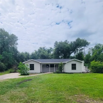 Buy this 3 bed house on 2384 Lafleur Rd in Lake Charles, Louisiana
