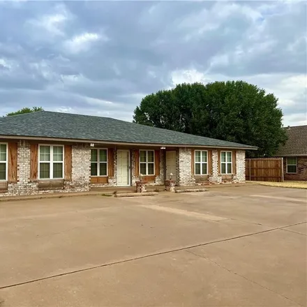 Rent this 2 bed duplex on 1809 Suzanne Drive in Weatherford, OK 73096
