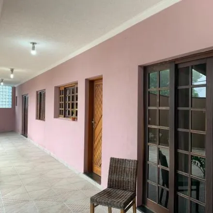 Buy this 4 bed house on Rua Olegario Teixeira Costa in Jardim Itapark, Mauá - SP