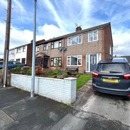 Buy this 3 bed duplex on 14 Chantry Walk in Ashton-in-Makerfield, WN4 0LW