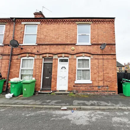 Rent this 2 bed house on 2 Gatling Street in Nottingham, NG7 3EZ