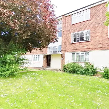 Rent this 2 bed apartment on Weekes Drive in Slough, SL1 2YR