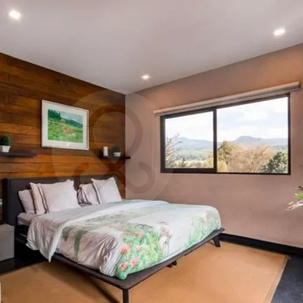 Buy this 4 bed house on Camino Real Acatitlán in 51200 Valle de Bravo, MEX