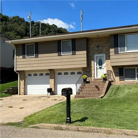 Image 1 - 509 Orchid Drive, Martins Ferry, Belmont County, OH 43935, USA - House for sale