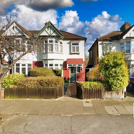 Rent this 4 bed townhouse on 16 Trinity Road in London, IG6 2BQ