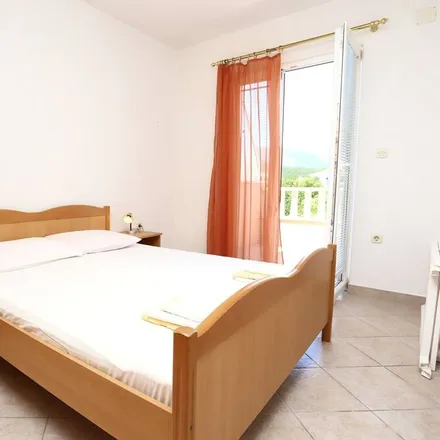 Rent this 1 bed apartment on 20246 Općina Janjina