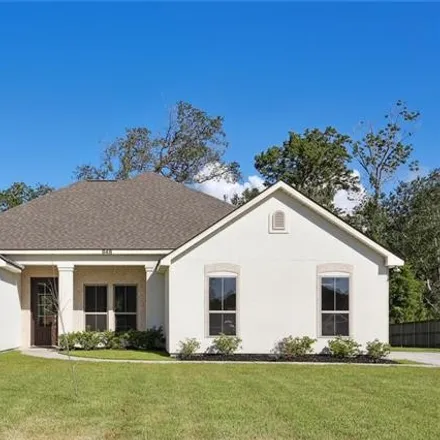 Buy this 4 bed house on 848 Calix Lane in Waggaman, LA 70094